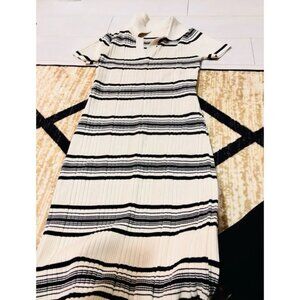 Chic Striped V-Neck Knit Dress – Slimming A-Line, Perfect for Vacations